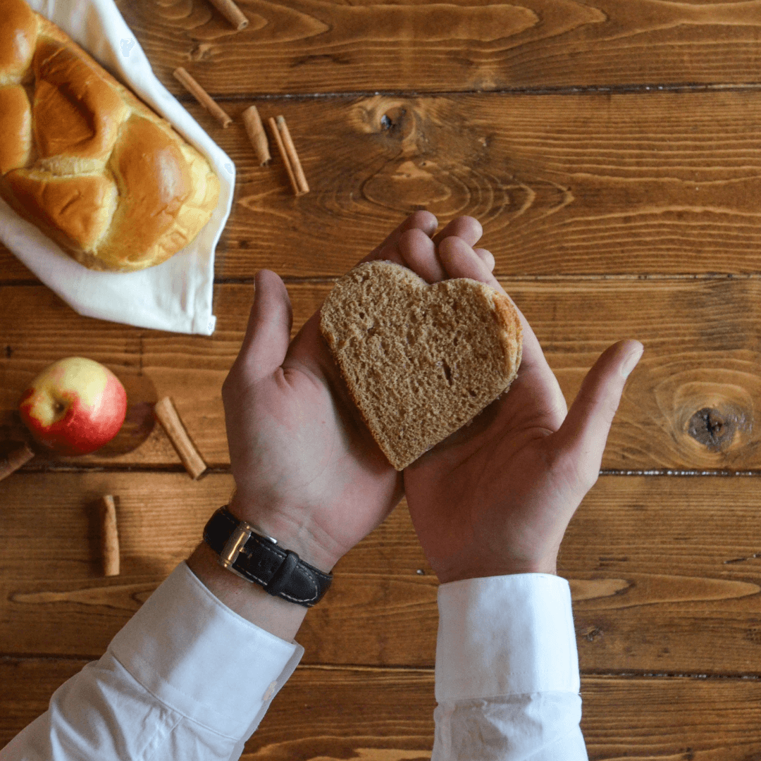 Food loss and waste - Earth Thanks - awareness, bees, beeswax, beeswax food wrap, environment, food loss, food storage, food waste, plastic free, reusable, save food, silicone, silicone food bags , natural, vegan, eco-friendly, organic, sustainable living