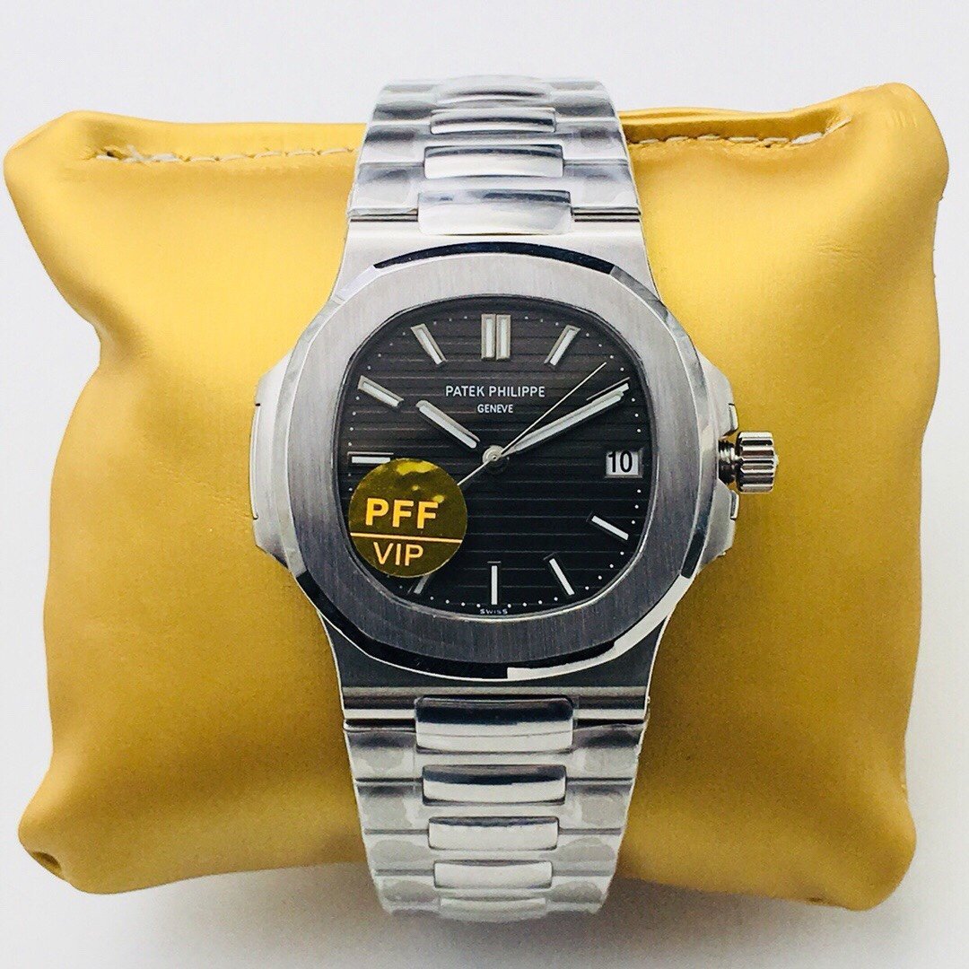 PATEK NAUTILUS 5711 STAINLESS STEEL BLACK DIAL