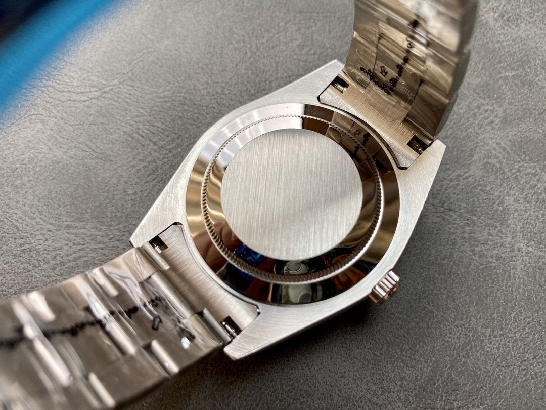 SKY-DWELLER 42 WHITE DIAL STAINLESS STEEL