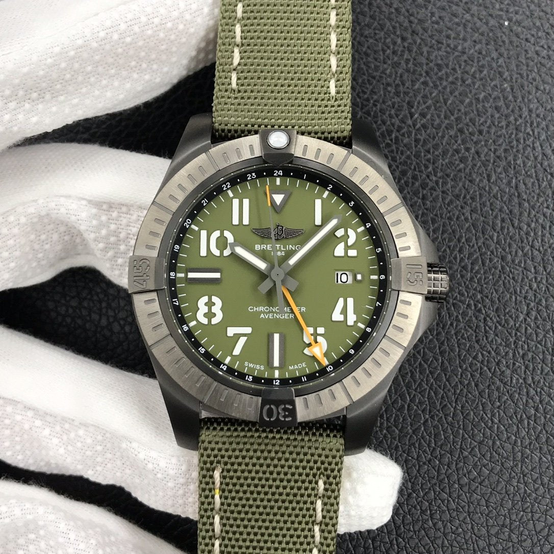 AVENGER AUTOMATIC GMT 45 NIGHT MISSON KHAKI DIAL