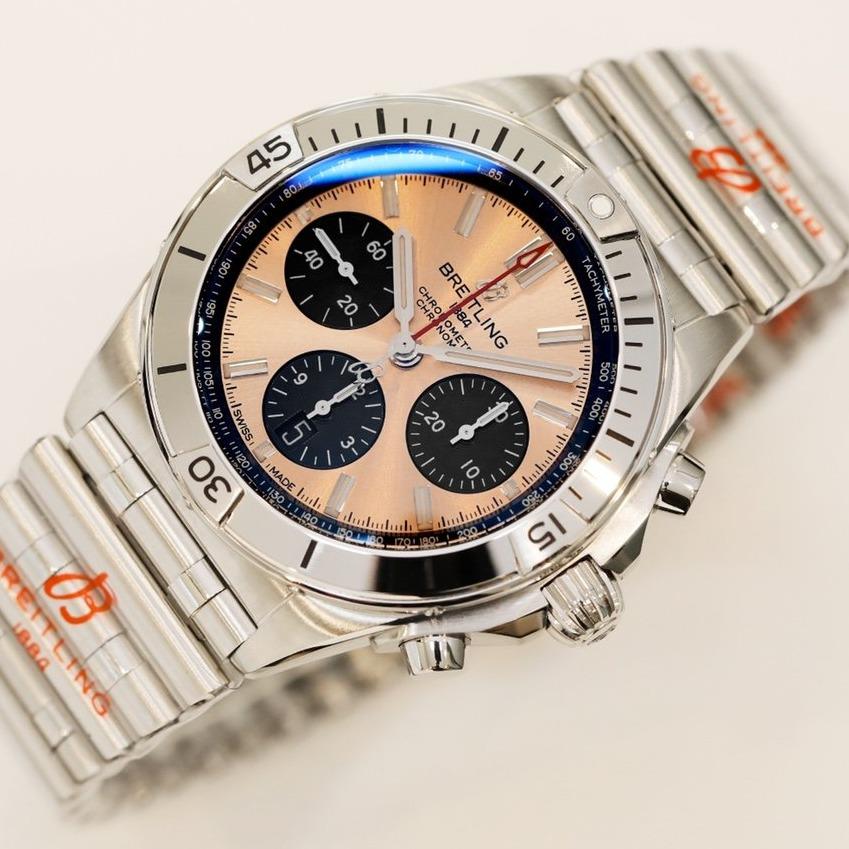 CHRONOMAT B01 STAINLESS STEEL CREAM DIAL