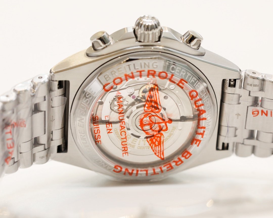 CHRONOMAT B01 STAINLESS STEEL CREAM DIAL