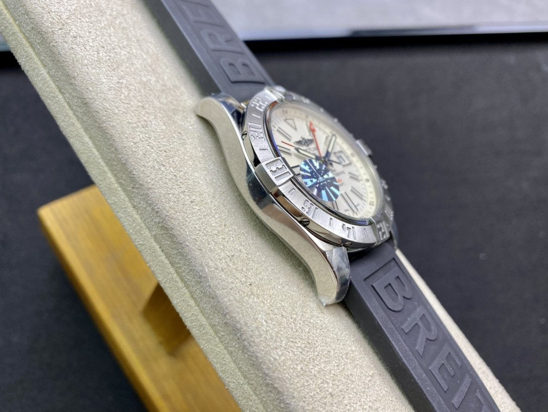 AVENGER SEAWOLF 44 STEEL CASE CREAM DIAL