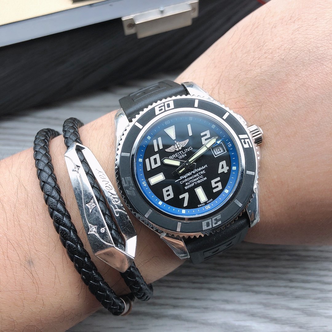 SUPEROCEAN 42 AUTOMATIC BLUE BLACK DIAL