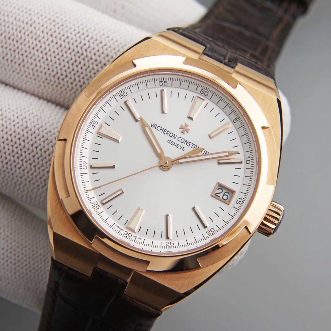 VACHERON OVERSEA AUTOMATIC 41 YELLOW GOLD WHITE DIAL
