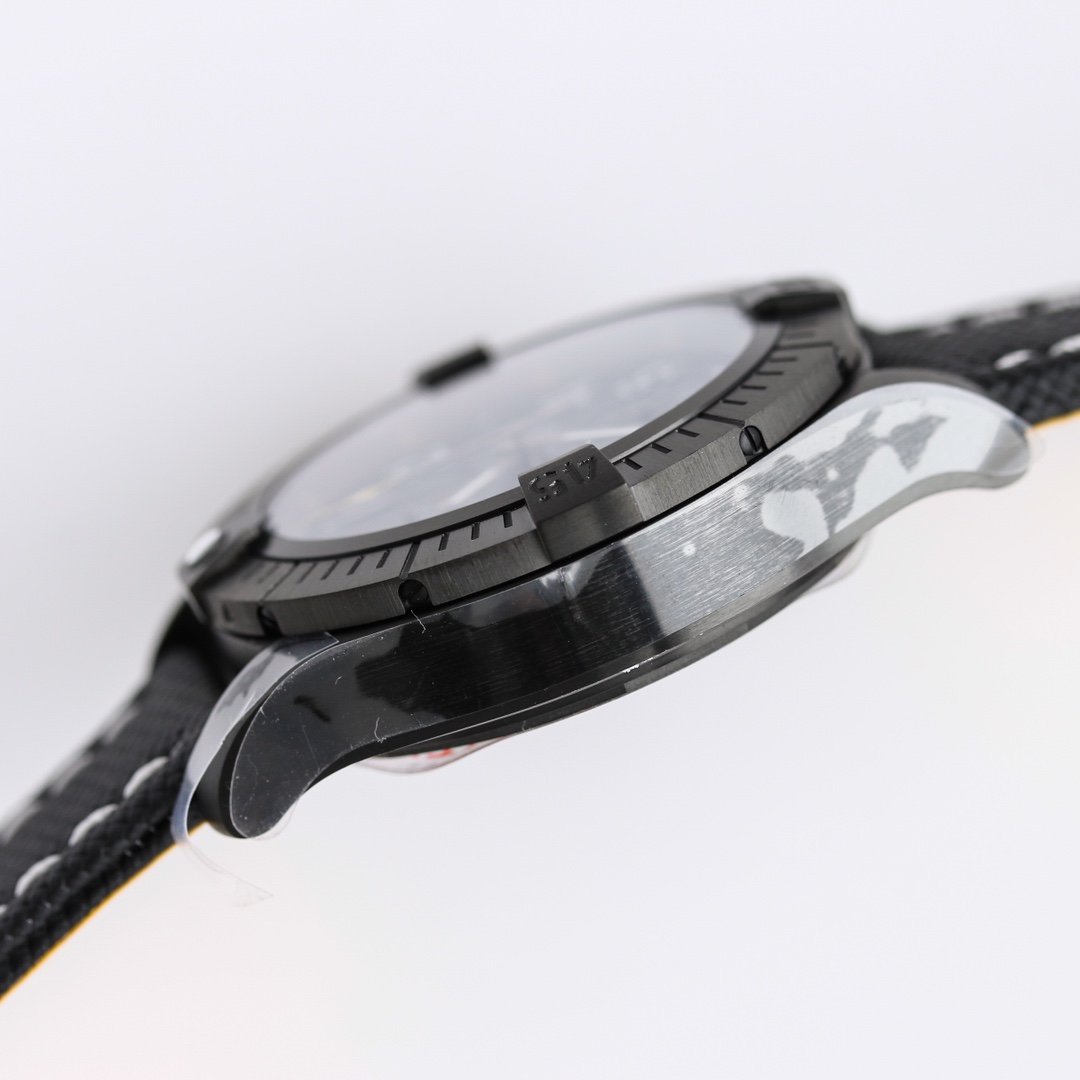 AVENGER 45MM CHRONOGRAPH NIGHT MISSION BLACK