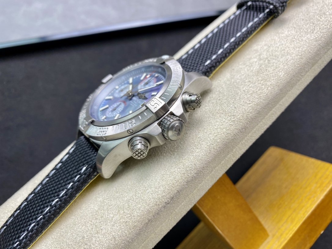 AVENGER NIGHT MISSION 45MM CHRONOGRAPH MOP DIAL