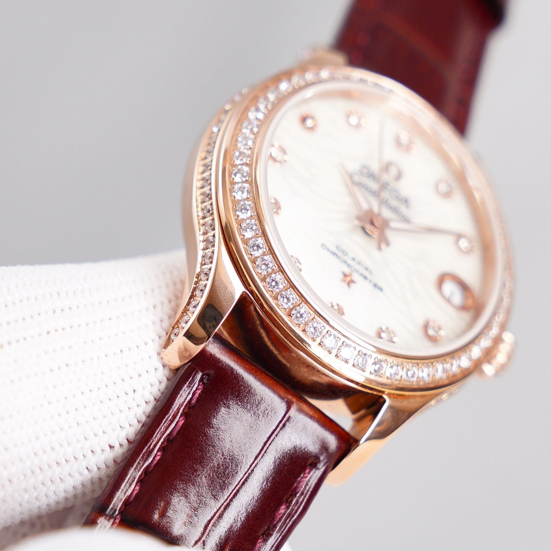 CONSTELLATION 33MM AUTOMATIC ROSE GOLD DIAMOND BEZEL