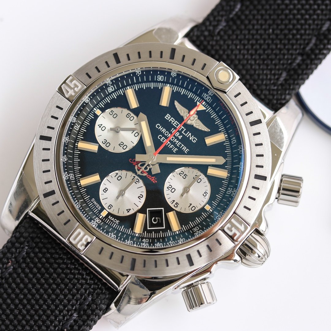 CHRONOMAT 44 AIRBORNE BLACK DIAL TEXTILE