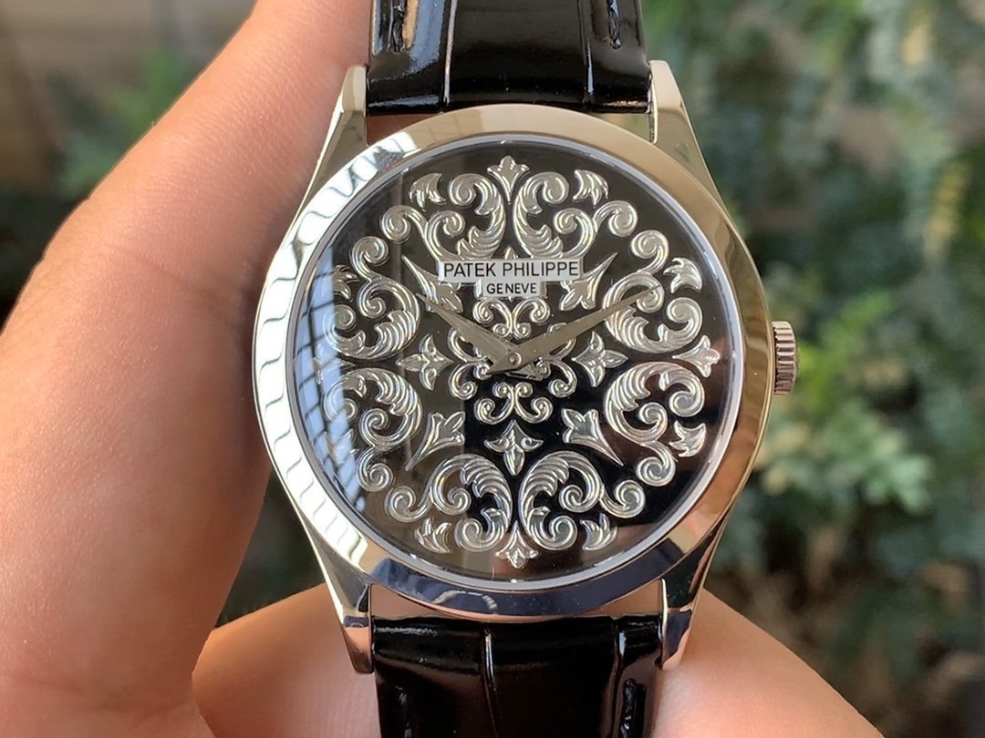 PATEK CALATRAVA 38 PLATINUM HAND-ENGRAVED BLACK DIAL