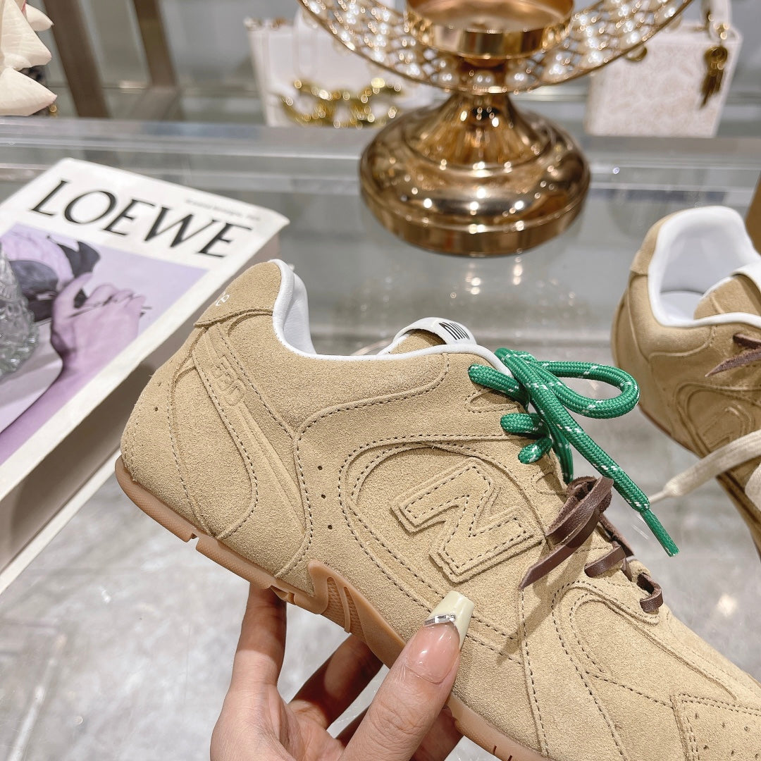 miu sneaker balance 530 light beige suede