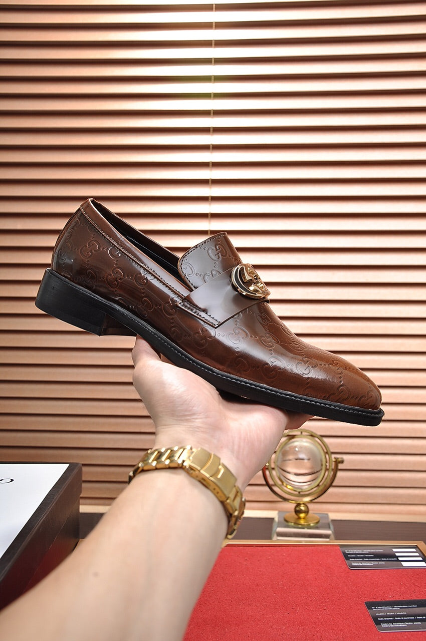 GG Men's Loafer Brown Embossed Cowhide 484786