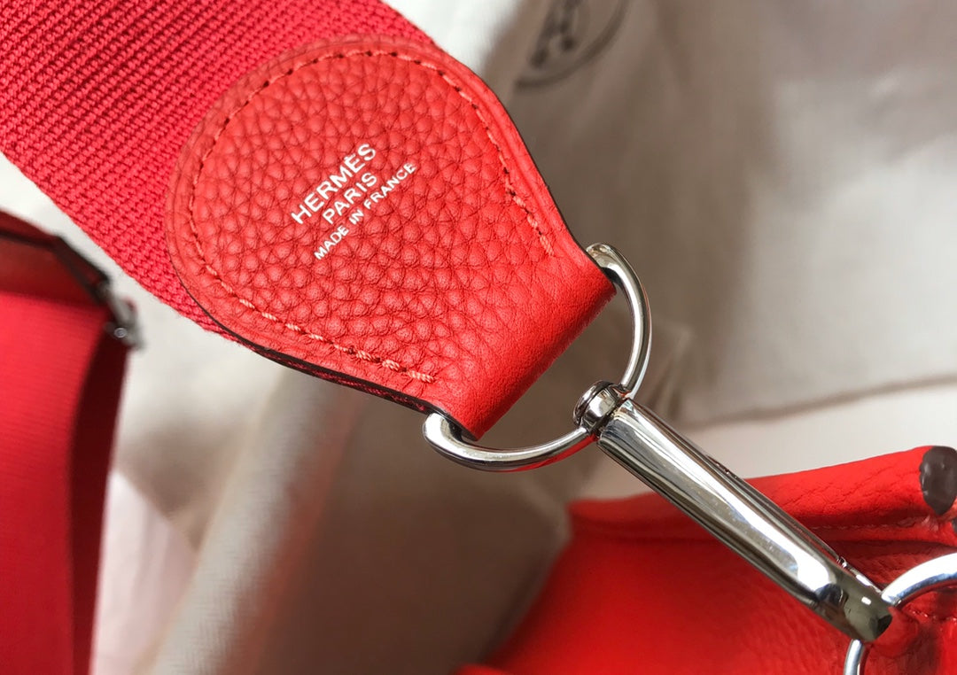 Evelyne 29cm Red Togo Shw