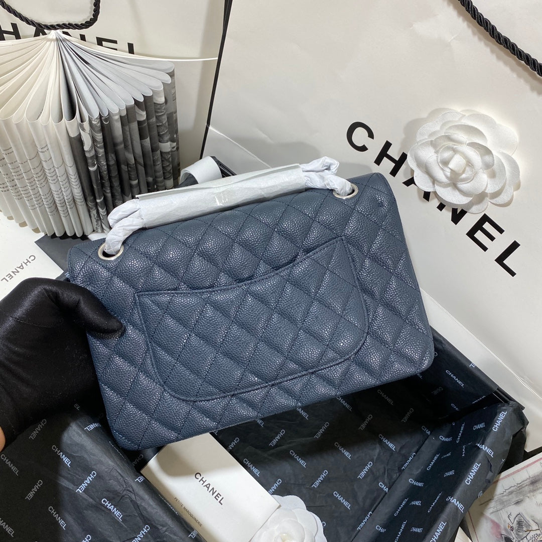flap bag medium 25 dark blue caviar shw