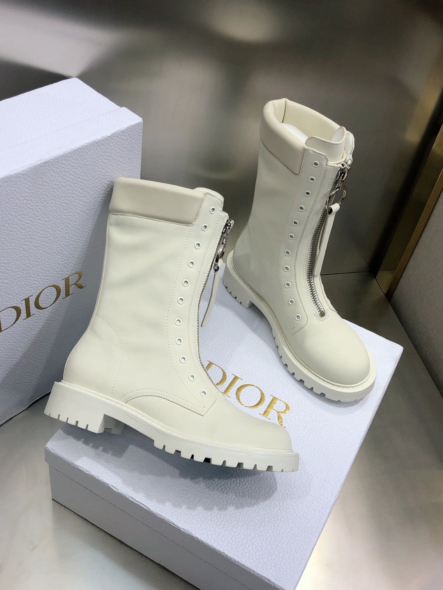 Dior 2026 Bold Combat Ankle Boots Calfskin 965381