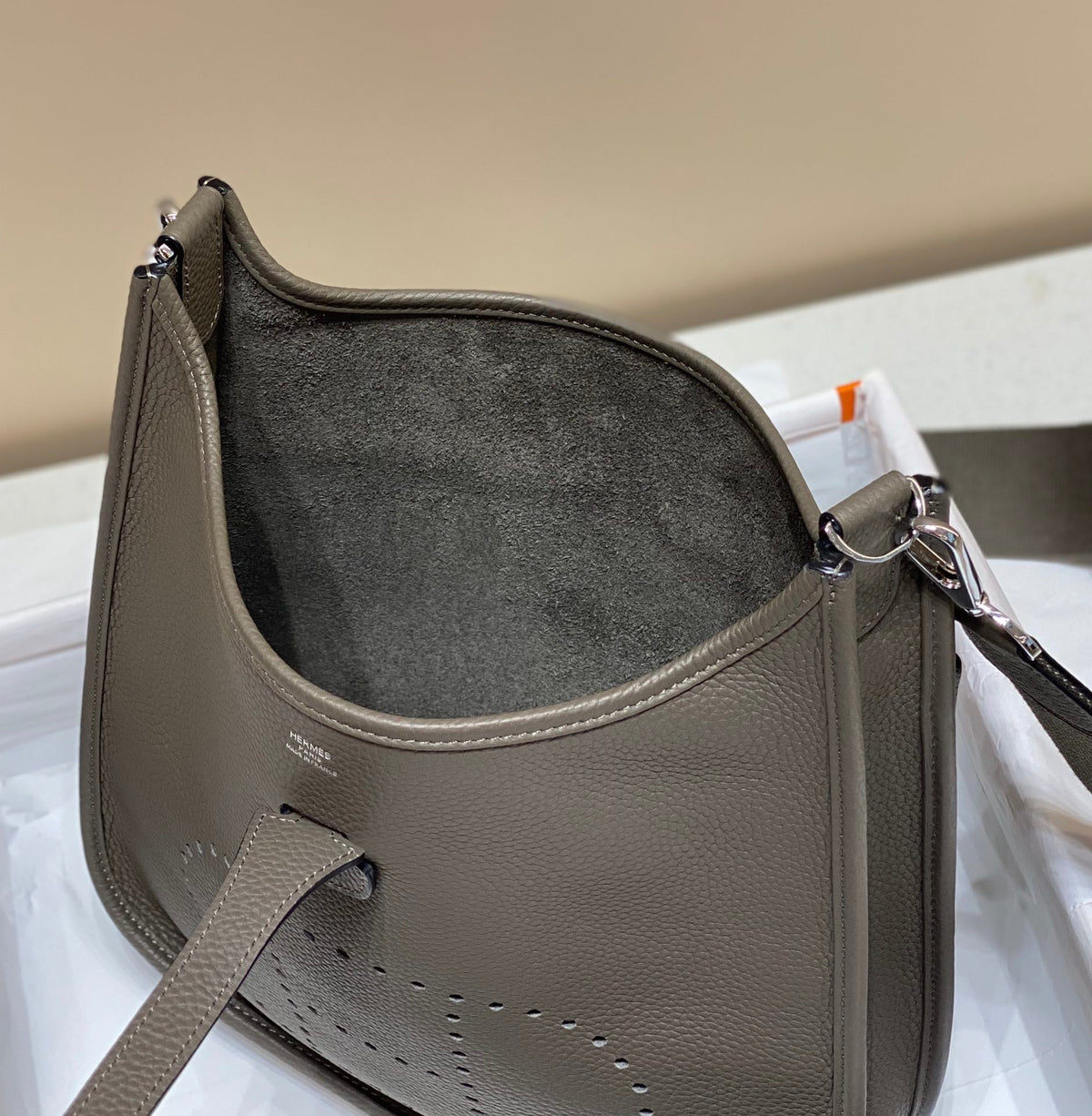 Evelyne 29cm Dark Brown Togo Shw