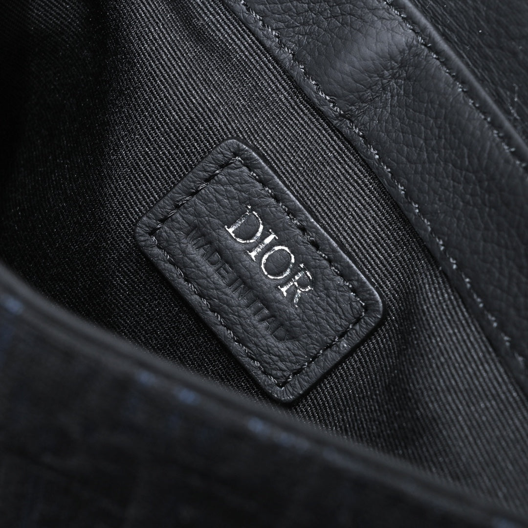 Dior 2026 Saddle Pouch 23.5cm Calfskin Fabric