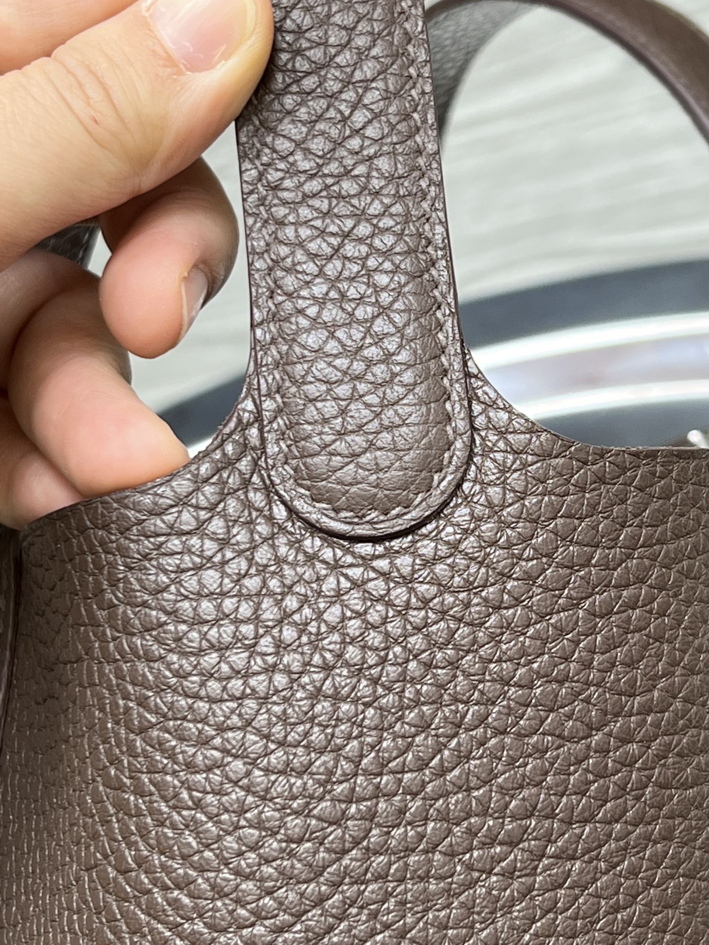 HM PICOTIN LOCK CHOCOLATE TOGO LEATHER