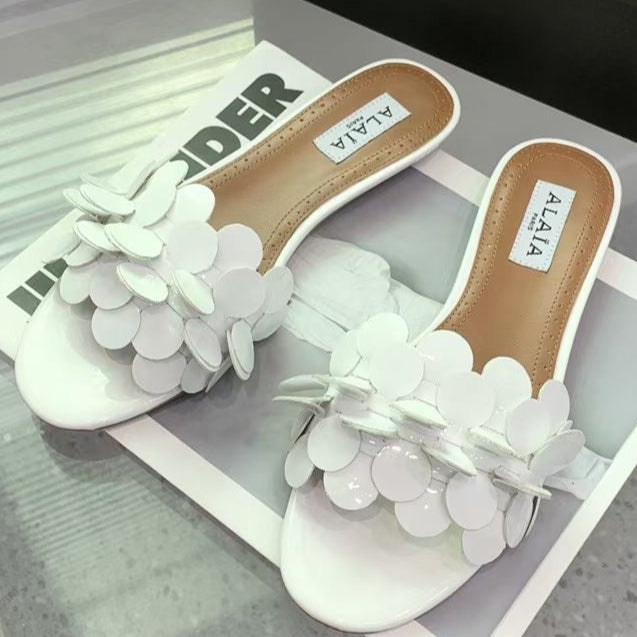Alaia 25 Flower Slippers White Sheepskin 293161