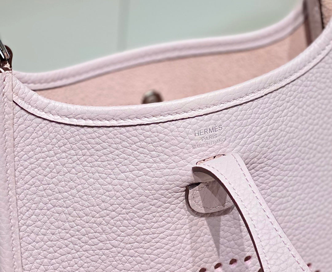 Mini Evelyne 18cm Light Pink Togo Shw