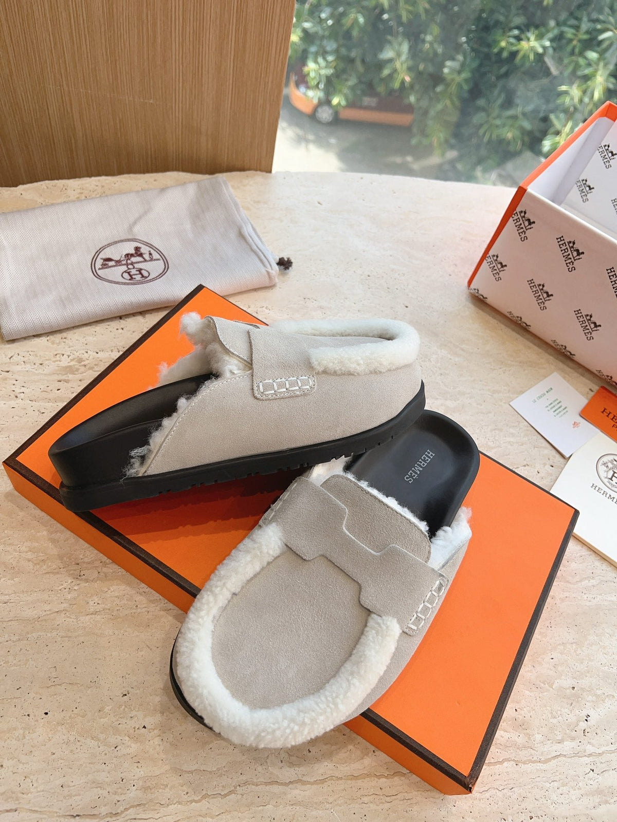 HM Go Mule Suede Goatskin 862750