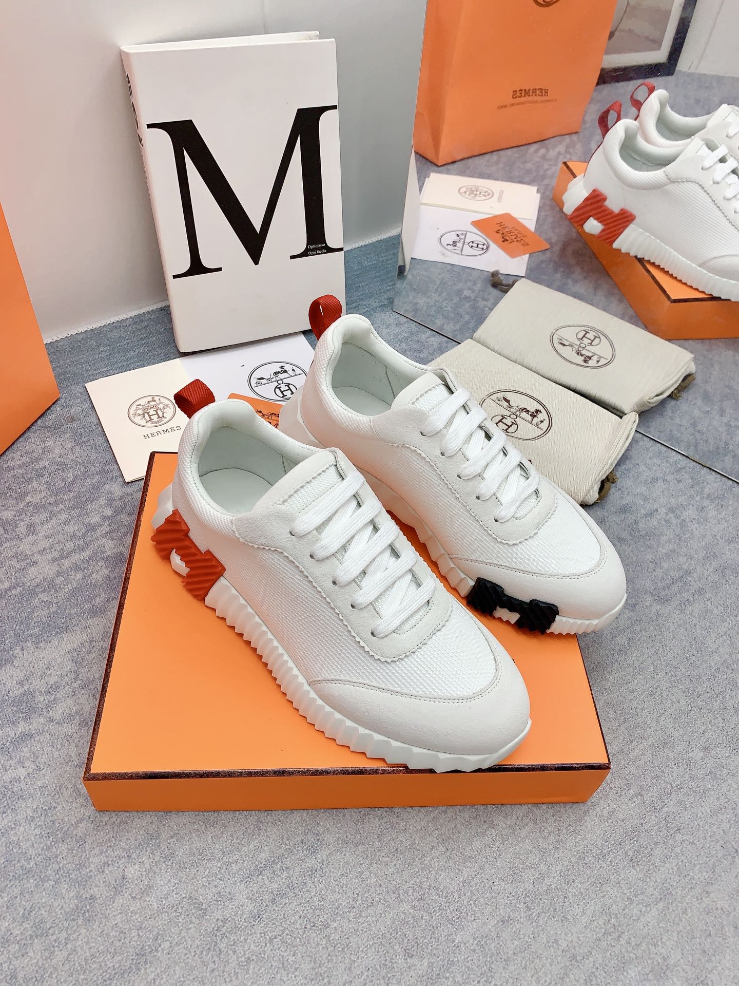 HM Bouncing Sneaker In White Mesh Fabric 106463