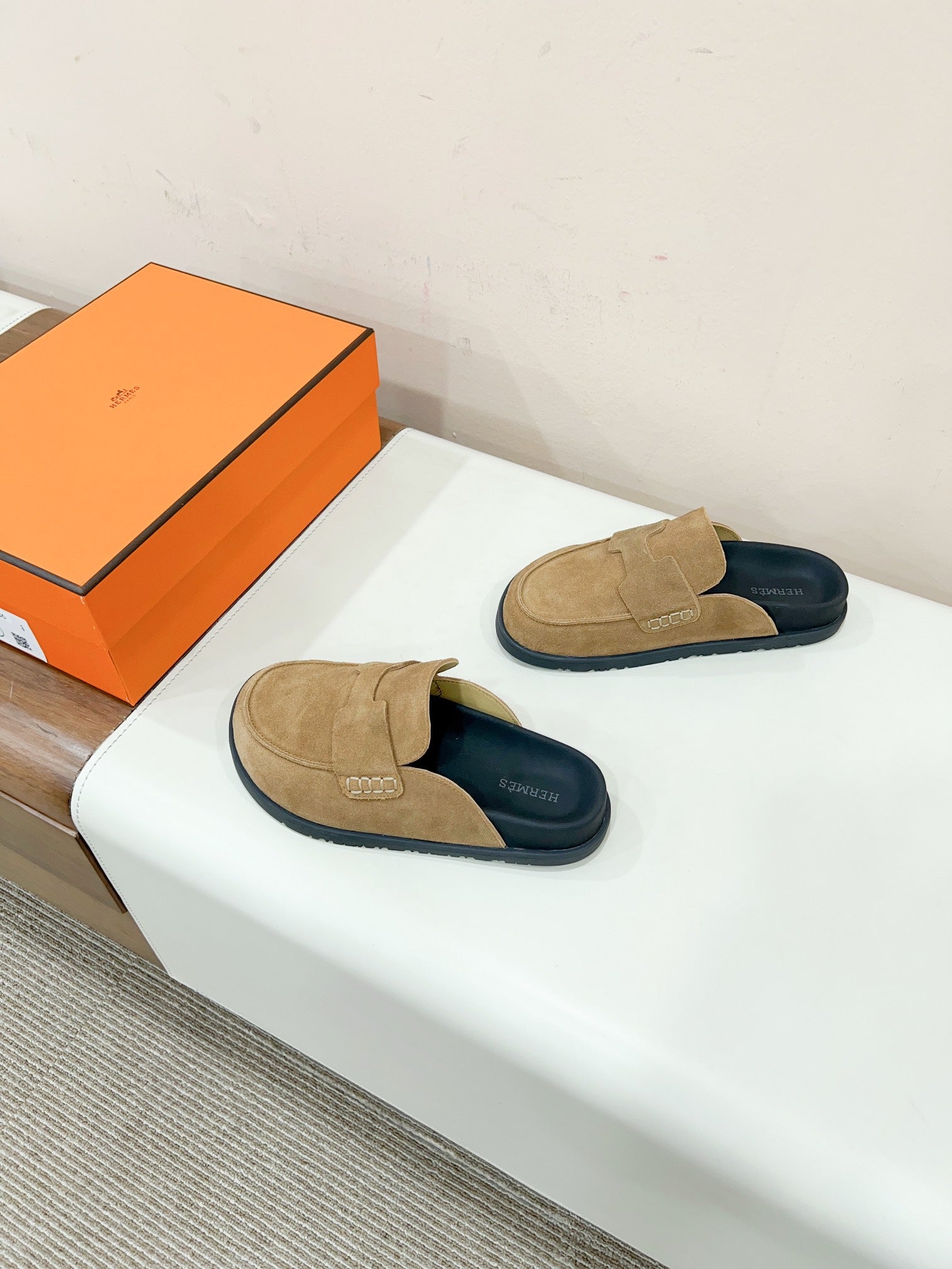 HM GO MULE SUEDE