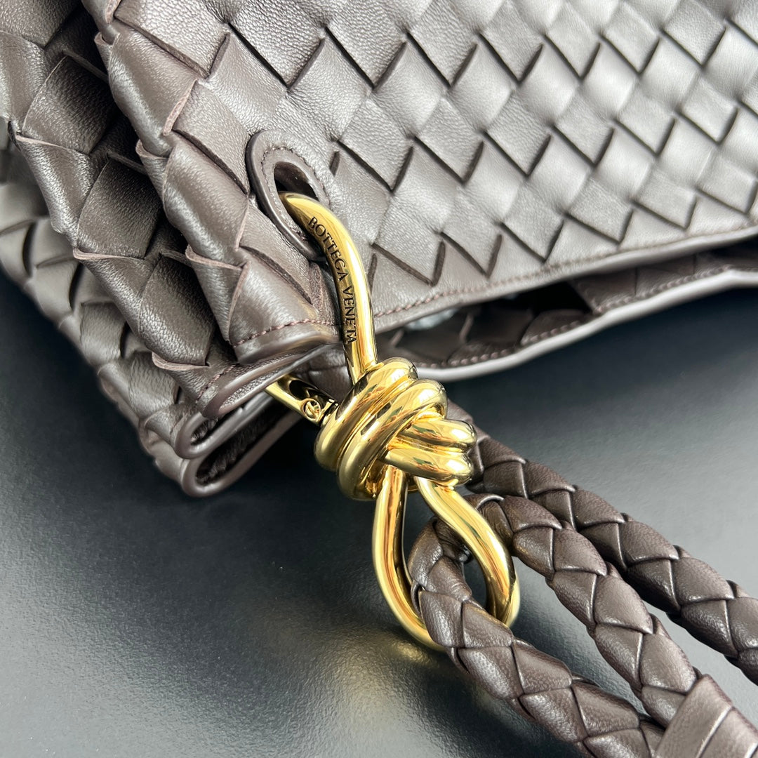 BV Intrecciato 30cm Bag Chocolate Leather 532251