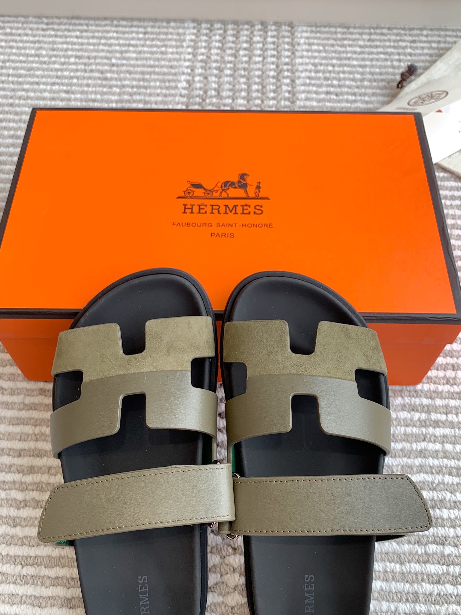 Hermes 2026 Chypre Sandal Suede Calfskin 982185