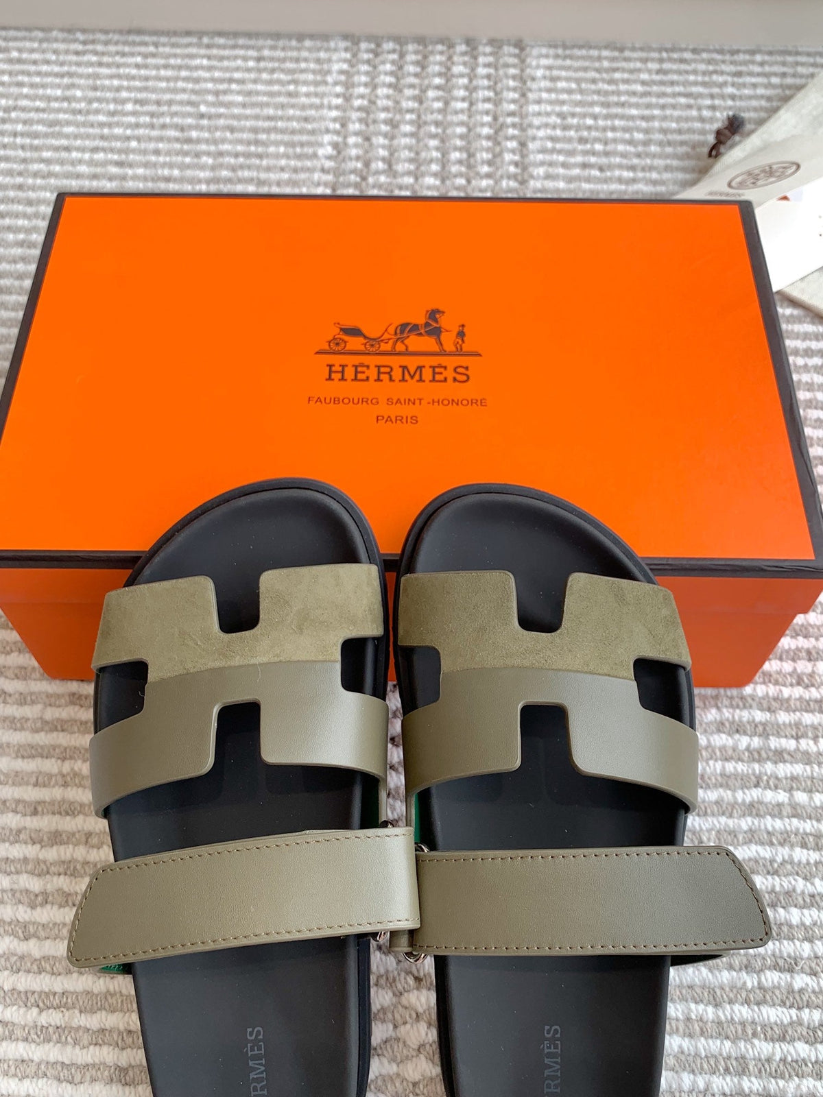 Hermes 2026 Chypre Sandal Suede Calfskin 982185