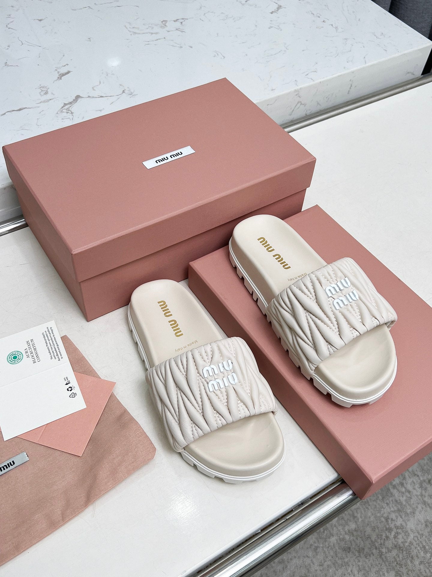 Miumiu 2026 Embroidered Slipper Sheepskin 935601
