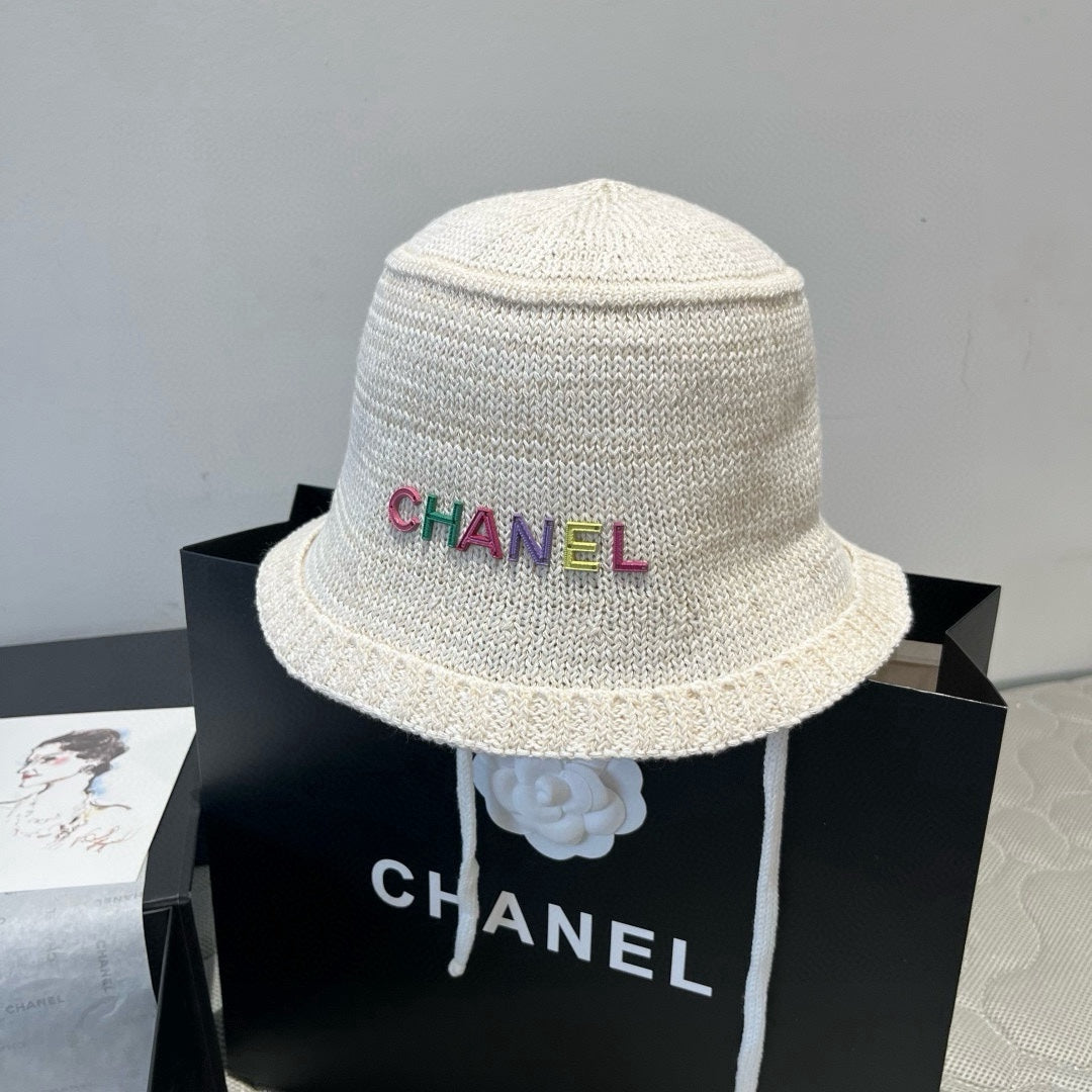 Chanel Knitted Bucket Hat White Wool 705664