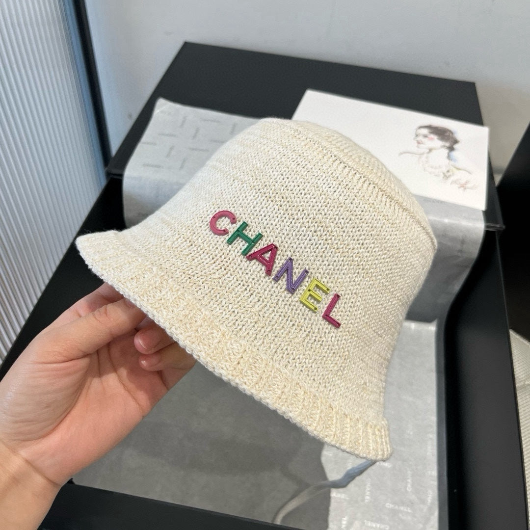 Chanel Knitted Bucket Hat White Wool 705664
