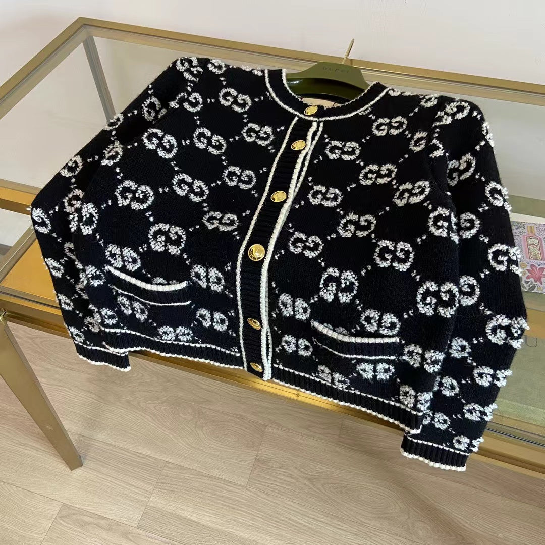 Gucci Knot Jacquard Knitted Cardigan Wool