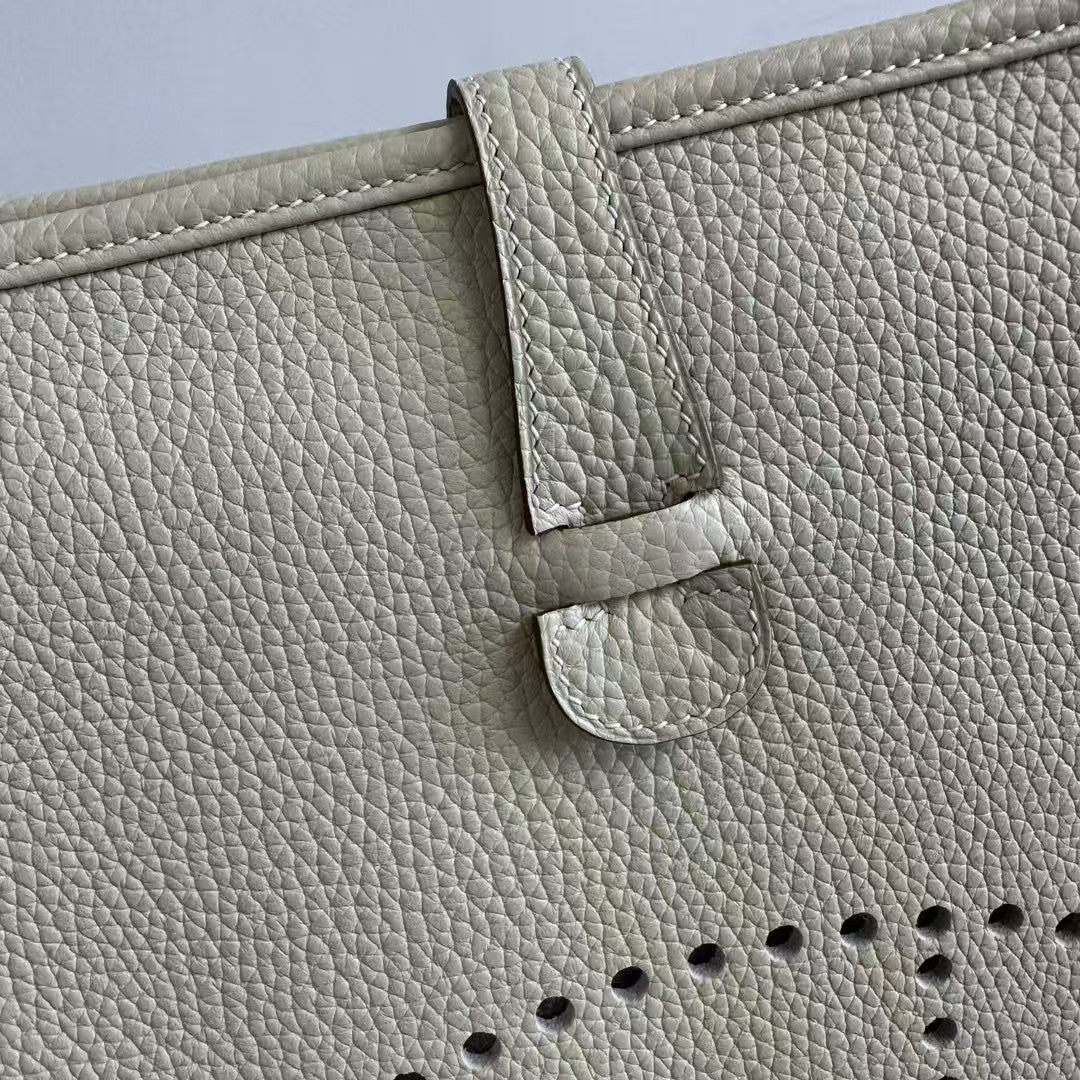 Evelyne 29cm Beige Togo Gold Shw