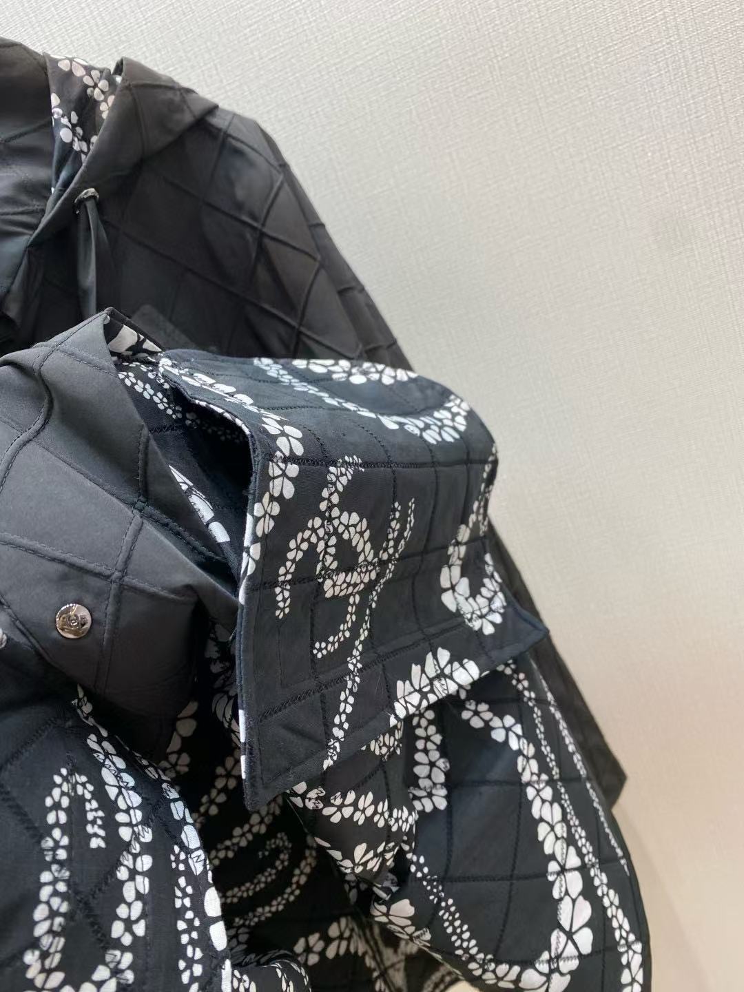 Chanel 25S Cape Coat Style 220 Black Silk Polyester