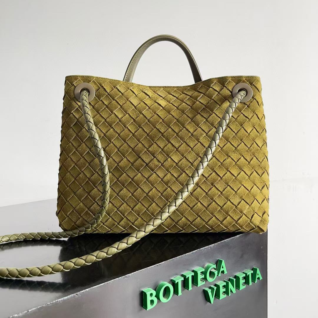 BV Andiamo Bag 32cm Olive Green Suede Leather