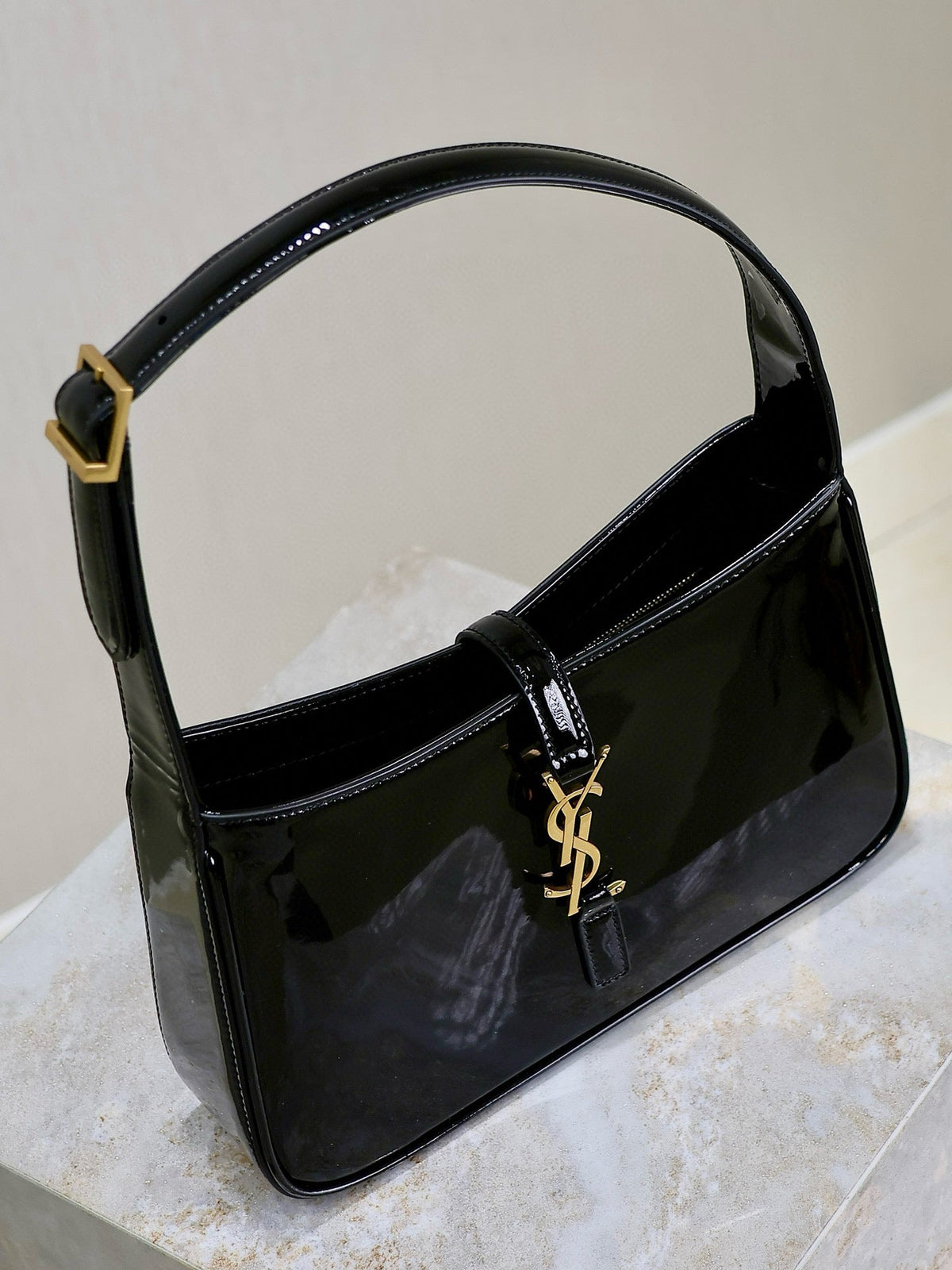 YSL 2025 Le5A7 Bag 25cm Black Gold Patent Leather