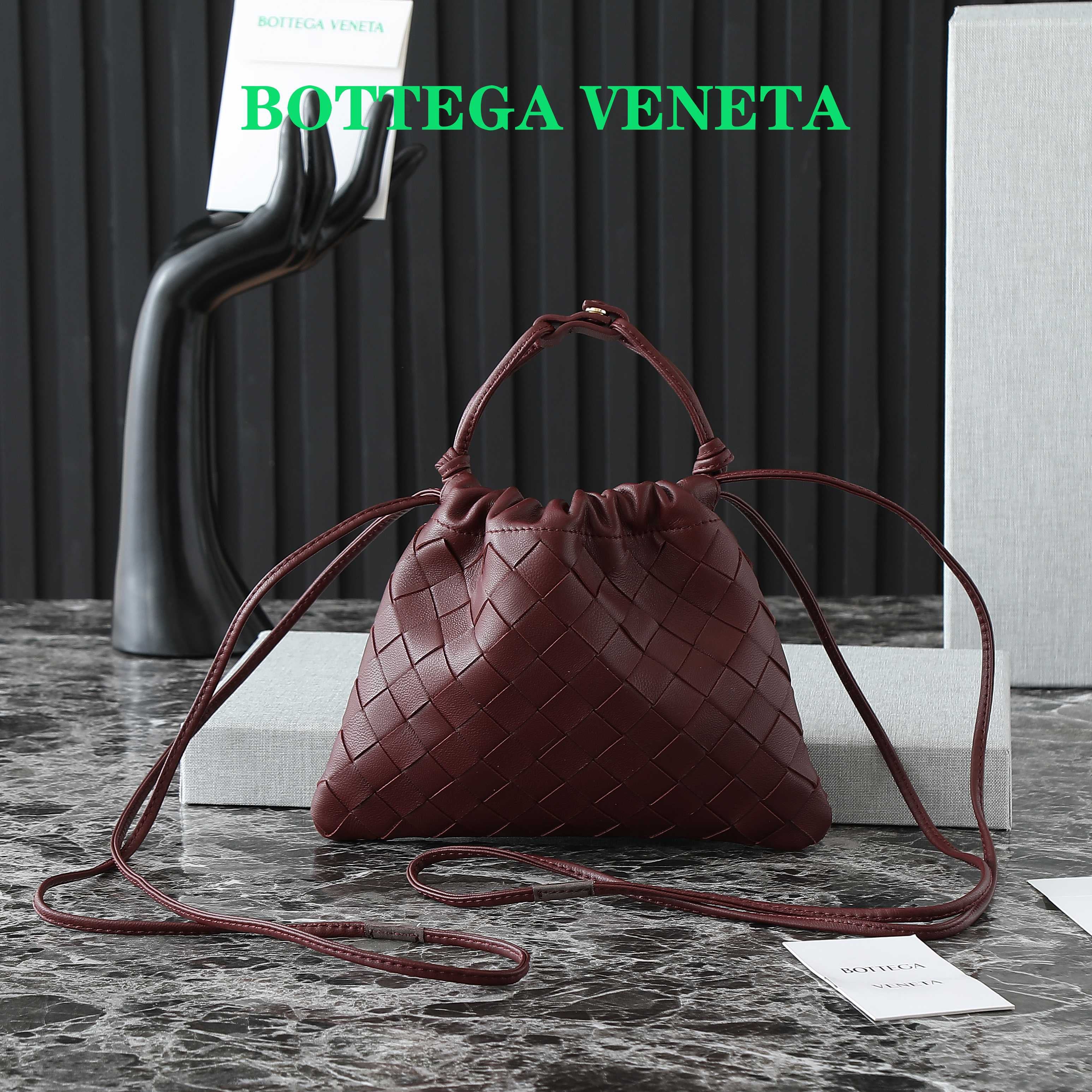 Bottega Veneta 2025 Dustbag Burgundy Calf Leather