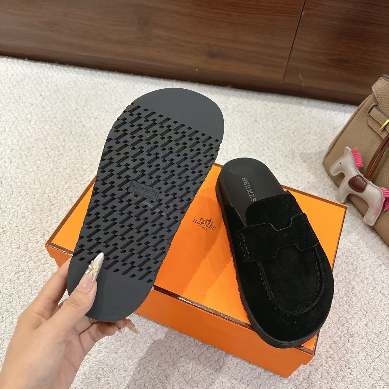 HM GO MULE SUEDE