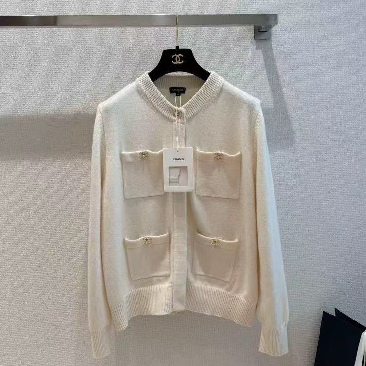 Chanel 2026 Knitted Cardigan Black And White Wool