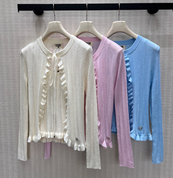 Chanel 2026 Two-piece Knit Set With Ruffled Details Cashmere 827627