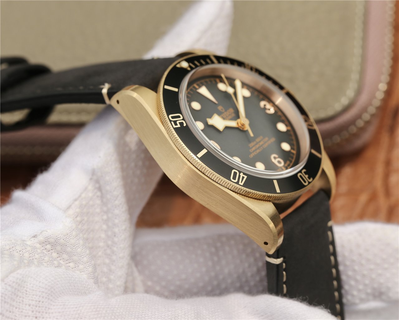 BLACK BAY DIVER 43MM BRONZE GREY DIAL