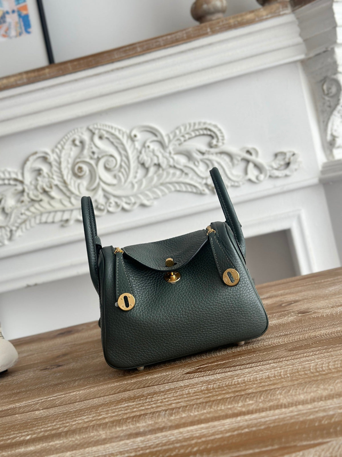 High-end Hermes 2026 Lindy Bag 19cm Togo Leather 2