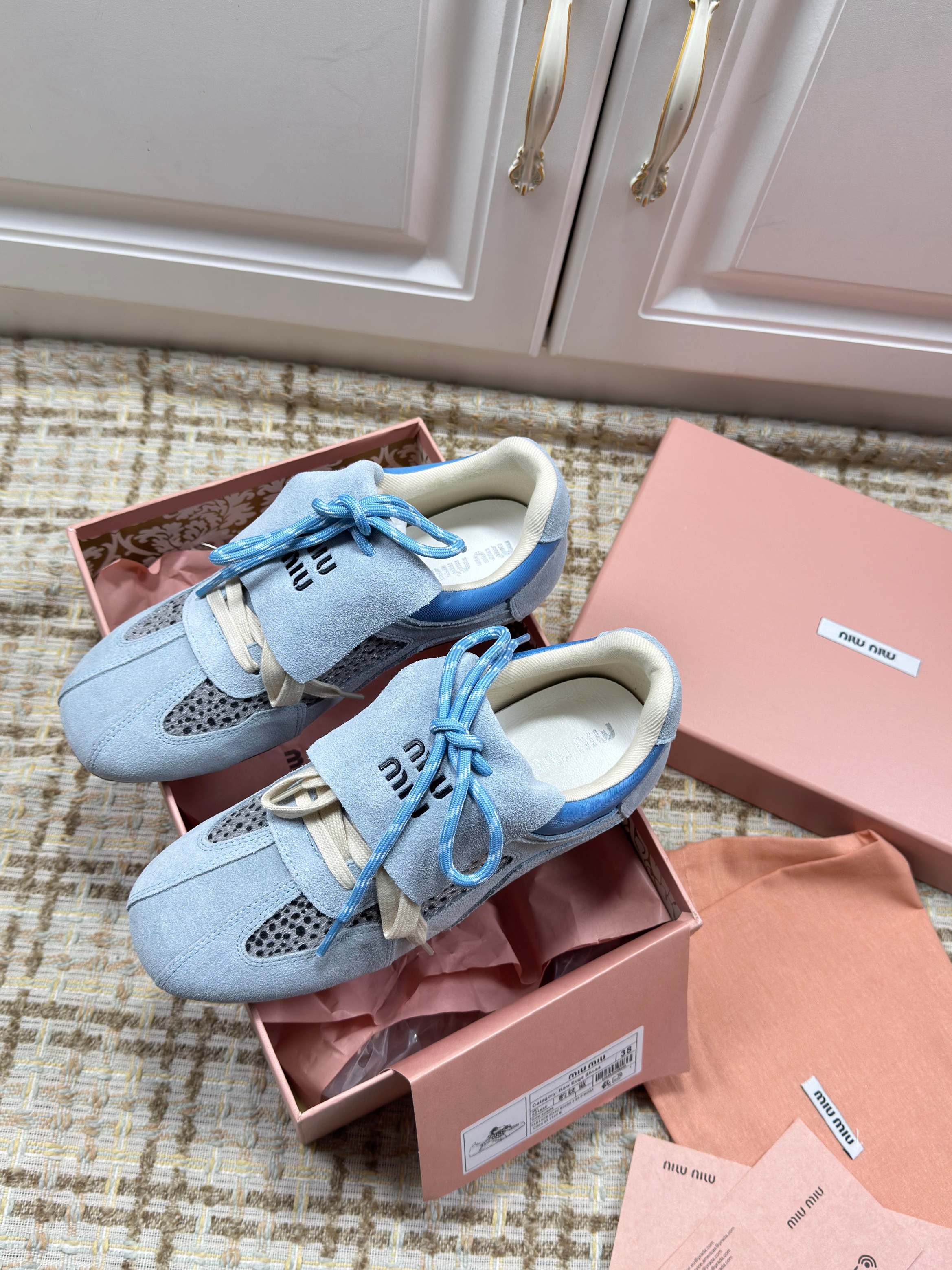 Miu Miu 2026 Sneaker Suede 620992