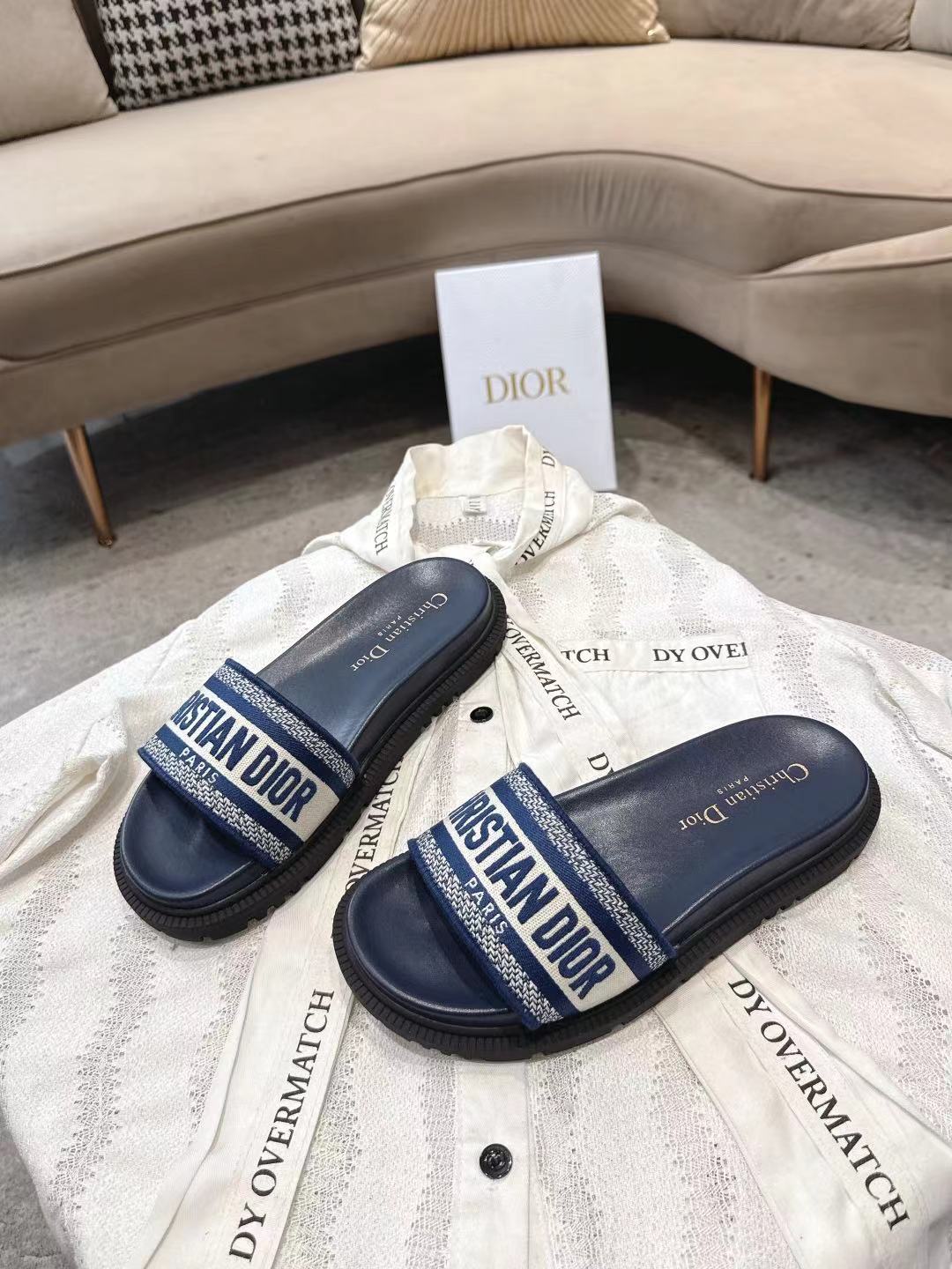Dior 2026 Embroidered Dway Slide Fabric 944470