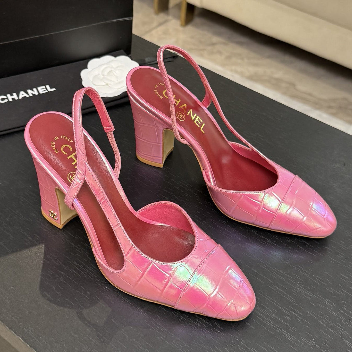 Chanel 2026 Two-Tone Shoe Cowhide 168113
