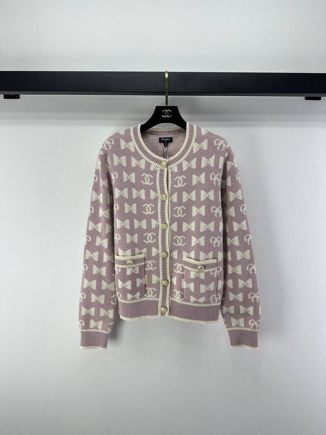 Chanel 2025 Bow And Double C Logo Cardigan Cashmere 329237