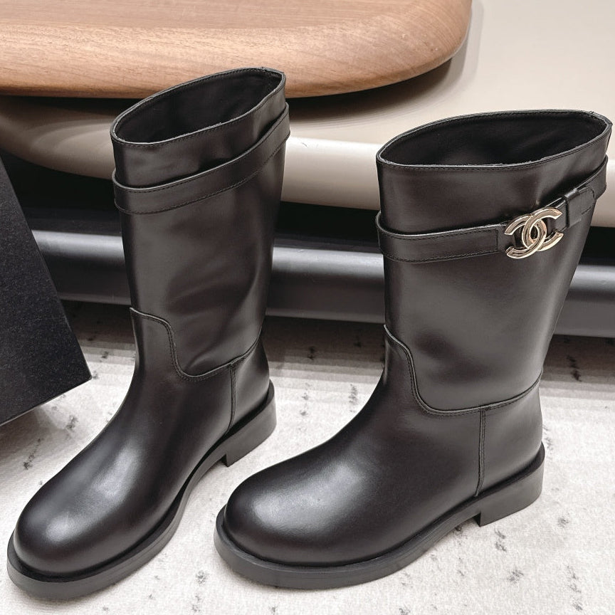 Chanel 2026 Round-Toe Zip-Up Boots Cowhide 976099