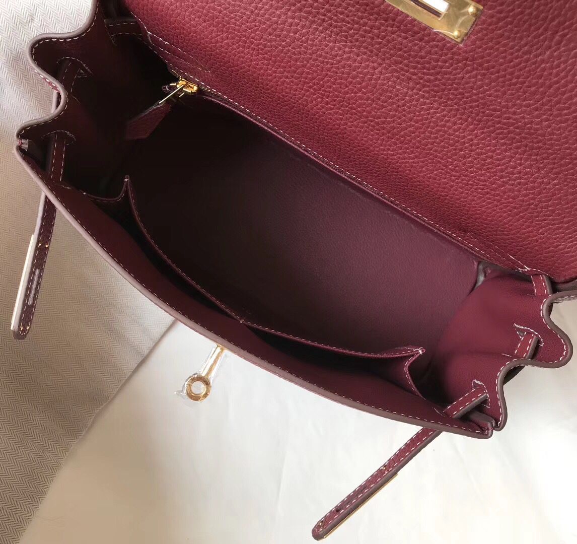 HM KELLY 28CM BURGUNDY TOGO LEATHER GOLD HARDWARE